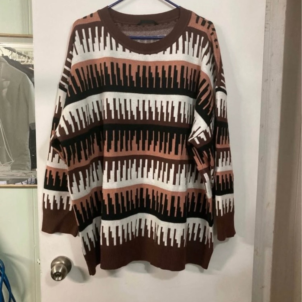 BloomChic Multicolor Geometric Sweater